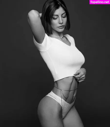 Carolina Dallari OnlyFans Thumbnail #xB2tCsAyjK
