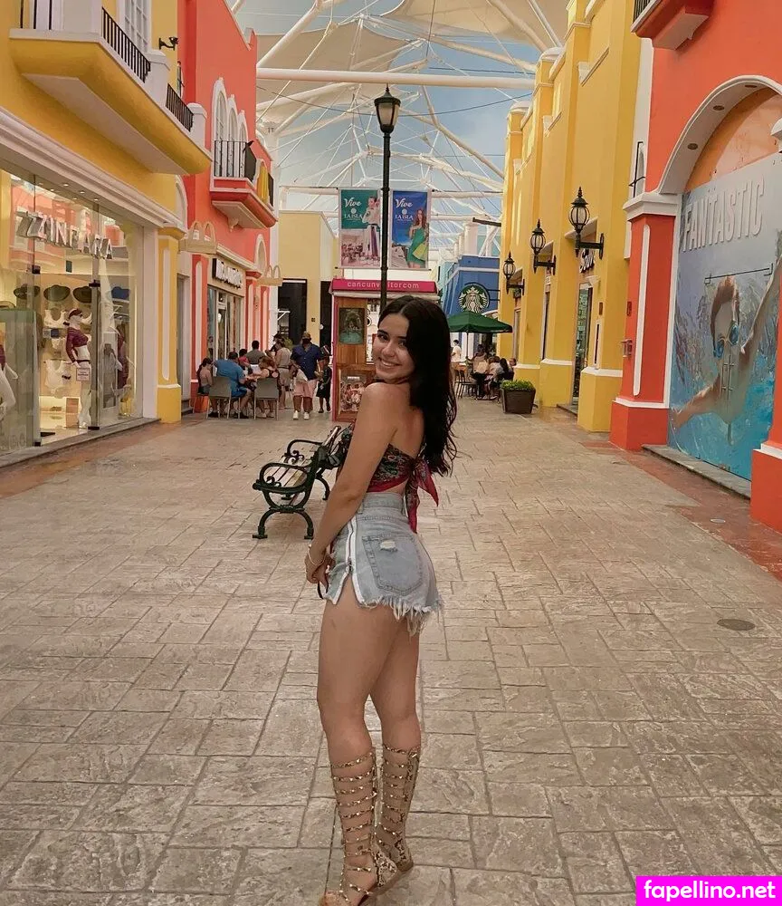 caro.herrera, carolinaherrera.00, carolinaherrera1815 Nude Leaked OnlyFans Photo #26FBIfGLZM