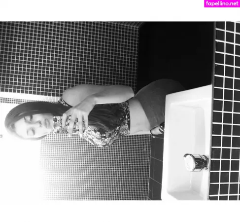 Carolina Neto OnlyFans Thumbnail #5ST44I3qxE