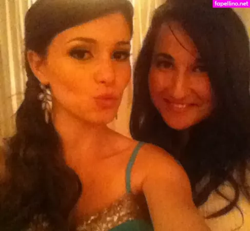 Carolina Neto OnlyFans Thumbnail #CwbNlD2RJx