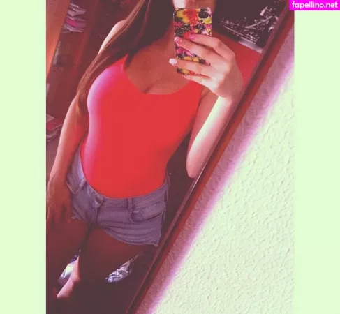 Carolina Neto OnlyFans Thumbnail #EOCLBkcMq7