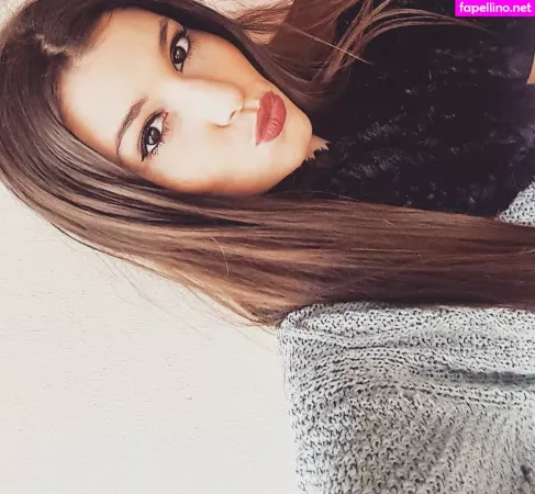 Carolina Neto OnlyFans Thumbnail #VcEZkNh9YY