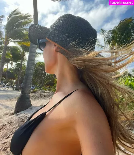 Carolina Pampita OnlyFans Thumbnail #UAI3vUf6Xo