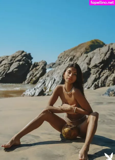 Carolina Reyes OnlyFans Thumbnail #QjAAUPkhh3