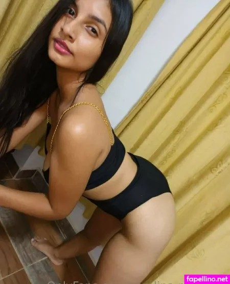 Carolinaamedina OnlyFans Thumbnail #r974yOwTae