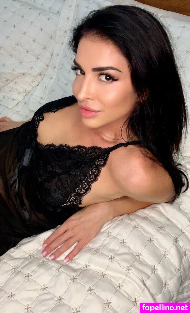 carolina_dean, carolinadeam Nude Leaked OnlyFans Photo #0wJS5mnF0q