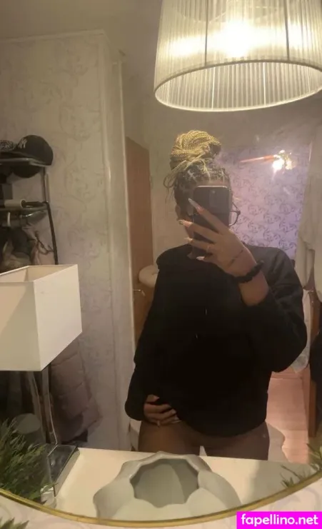 Carolinamami2 OnlyFans Thumbnail #bvFZPkwVTD