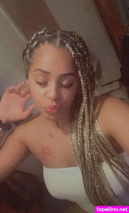 Carolinamami2 OnlyFans Thumbnail #nYF2lju5Zb