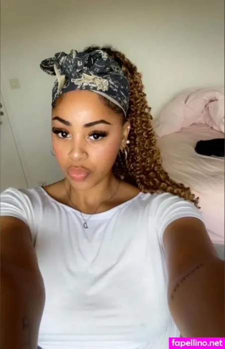 Carolinamami2 OnlyFans Thumbnail #ufTRoQIhhU