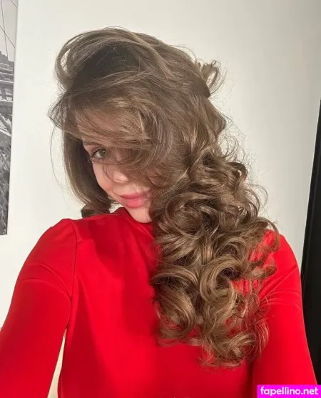 Carolinanana OnlyFans Thumbnail #9JQaGHjNSy