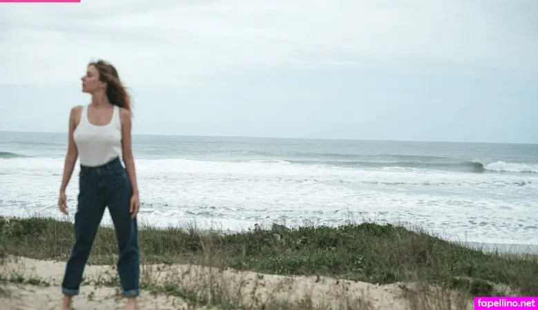 Caroline Abras OnlyFans Thumbnail #OBZp1eXHoN