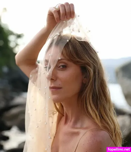 Caroline Abras OnlyFans Thumbnail #a7YOPO95pO