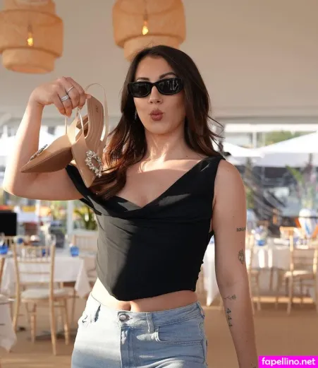 Caroline Ambrosini OnlyFans Thumbnail #FTWiLG2XWX