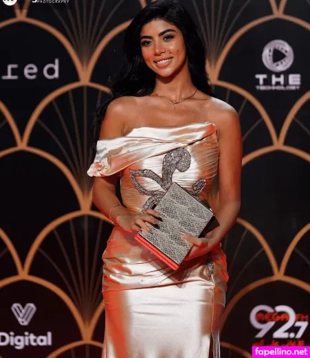 Caroline Azmy OnlyFans Thumbnail #C2CbNhwCuE