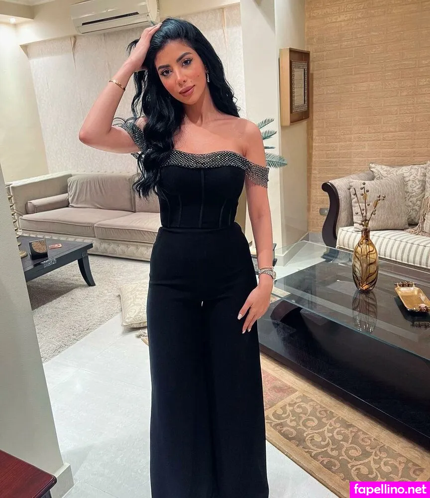 carolinekamalazmy Nude Leaked OnlyFans Photo #atitiTHMd7