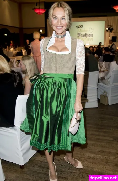 Caroline Beil OnlyFans Thumbnail #O1FG5BwmiX