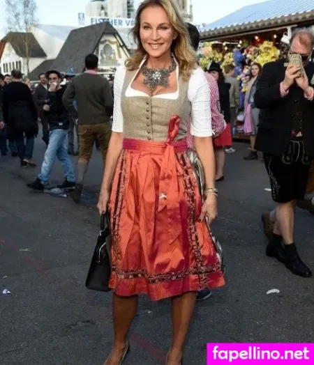 Caroline Beil OnlyFans Thumbnail #WZj7Z7GspQ