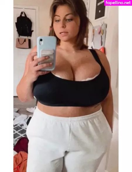 Caroline Casbon OnlyFans Thumbnail #rRf6AUyX7r