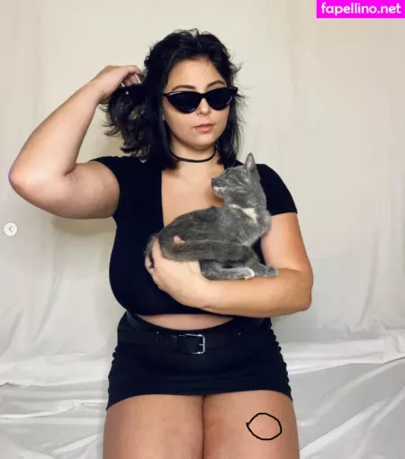 Caroline Casbon OnlyFans Thumbnail #rodDg1THZ3