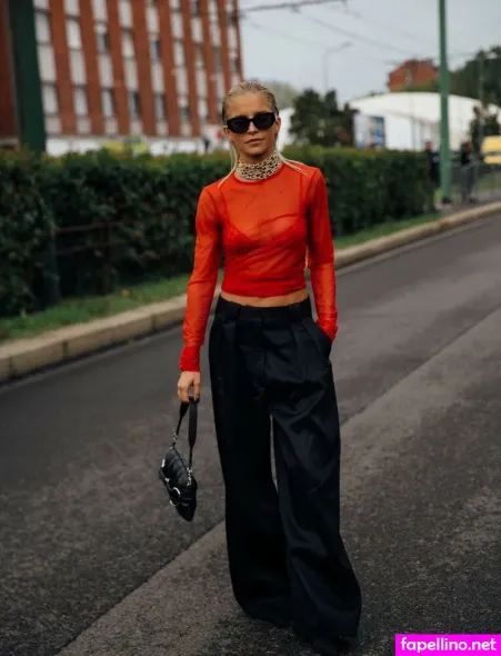 Caroline Daur Carodaur OnlyFans Thumbnail #4iPqgBMbSE
