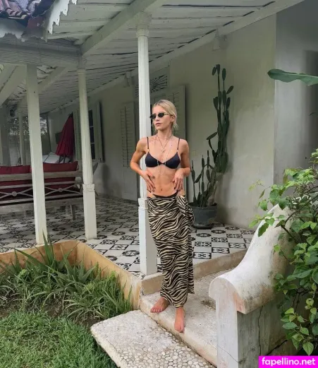 Caroline Daur OnlyFans Thumbnail #TnAexbPdzU