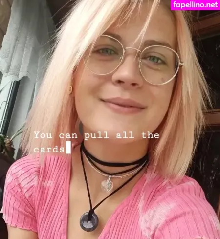 Caroline Haas OnlyFans Thumbnail #aW8y89CPIZ