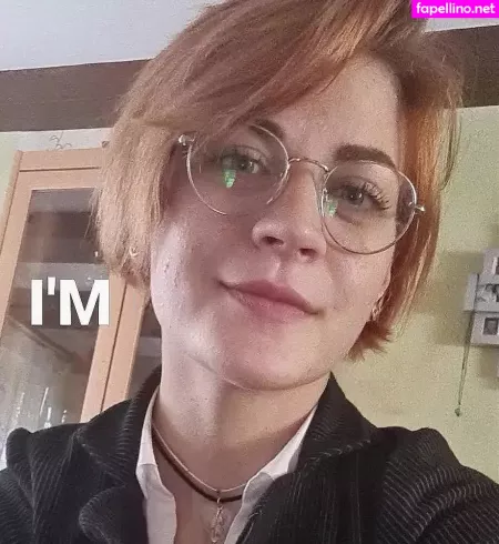 Caroline Haas OnlyFans Thumbnail #b3b6oLIpXG