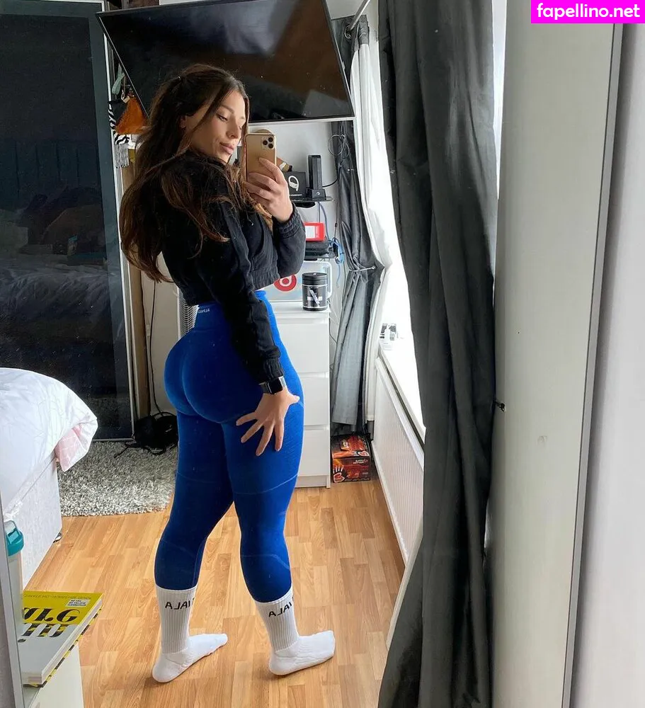 carolinehobday Nude Leaked OnlyFans Photo #IdsaTYCyF9