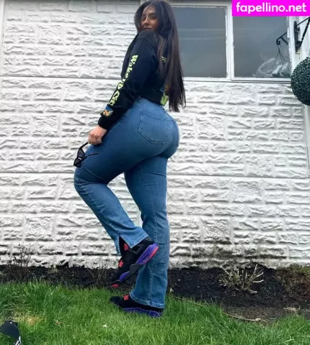 Caroline Hobday OnlyFans Thumbnail #XTTyCnHdLc