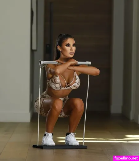 Caroline Jaquish OnlyFans Thumbnail #XUMrnbu4Er