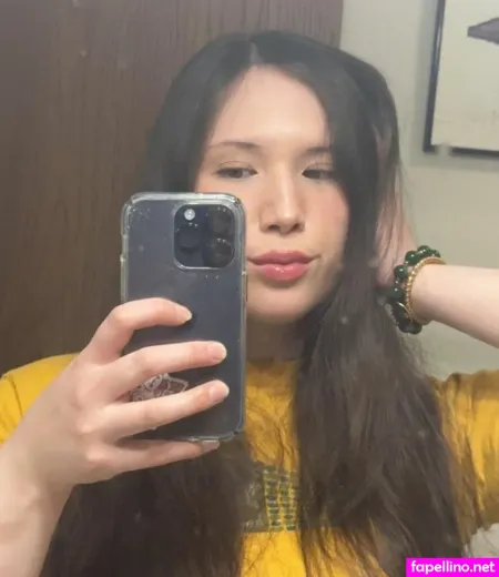 Caroline Kinney OnlyFans Thumbnail #49eItHQiaU