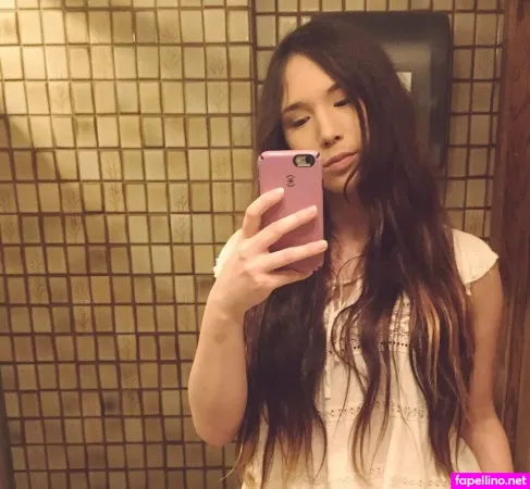 Caroline Kinney OnlyFans Thumbnail #AgQm1p9U6m