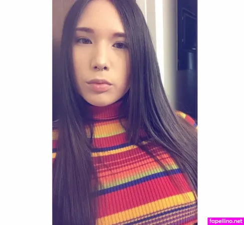 Caroline Kinney OnlyFans Thumbnail #ZcwoMzdcJd