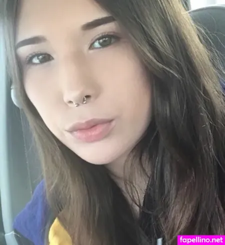 Caroline Kinney OnlyFans Thumbnail #vluqaqeCzr