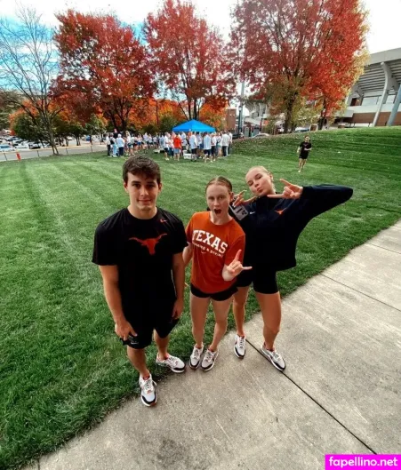 Caroline Kupka OnlyFans Thumbnail #Ptr28W8xUy