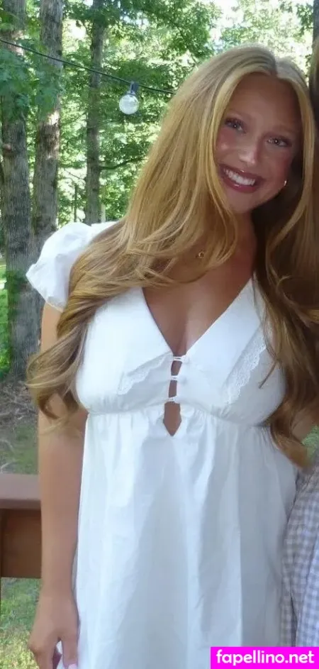 Caroline Malloy OnlyFans Thumbnail #HFybG2bYKM