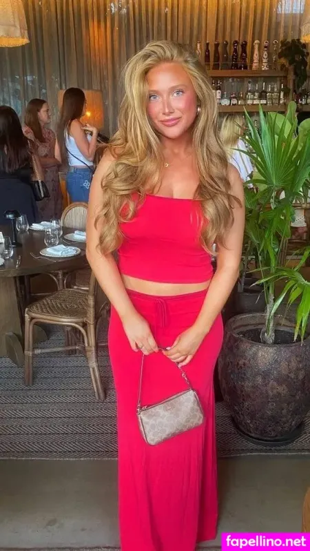 Caroline Malloy OnlyFans Thumbnail #OKbtjsCZiA