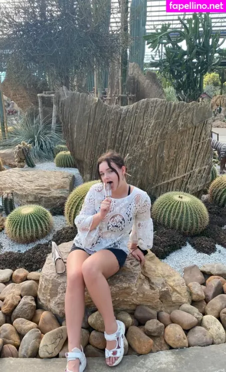 Caroline Moore OnlyFans Thumbnail #HCMkgp6fz6