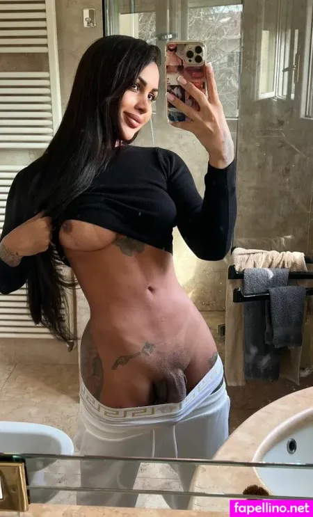 Caroline Muniz OnlyFans Thumbnail #siUmIbApxU