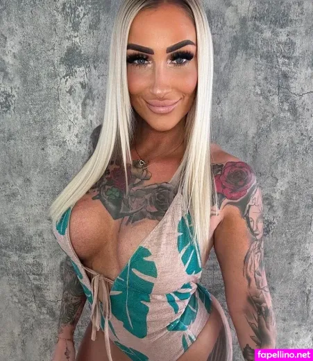 Caroline Rebenstock OnlyFans Thumbnail #9VWAthmigy