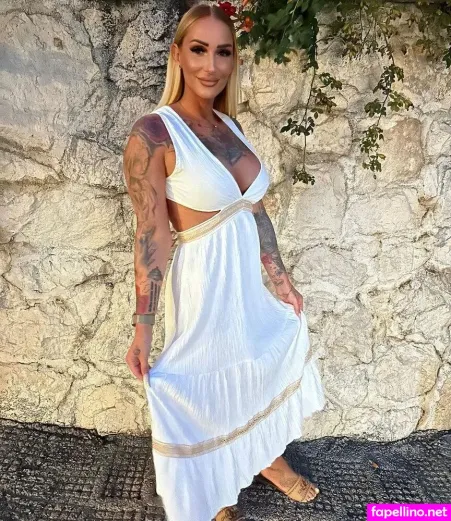 Caroline Rebenstock OnlyFans Thumbnail #Lg7BoEilsJ