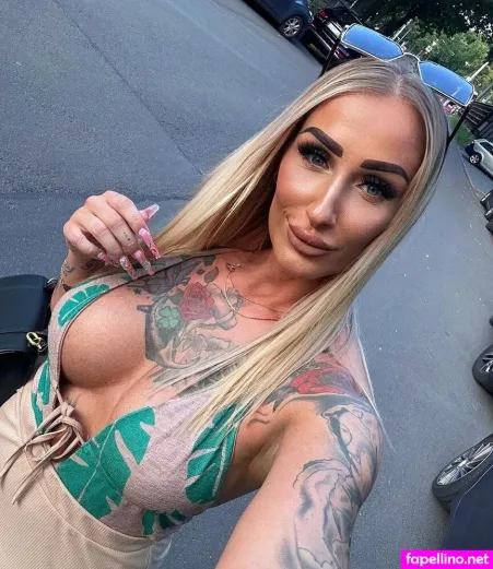 Caroline Rebenstock OnlyFans Thumbnail #WhiAiN8FY2