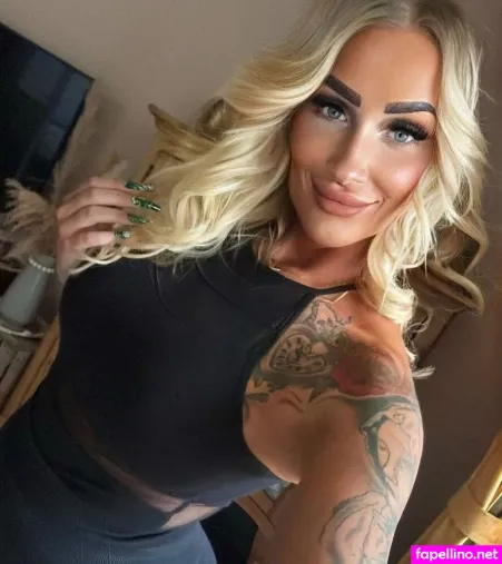 Caroline Rebenstock OnlyFans Thumbnail #hC7rLGm3Ke