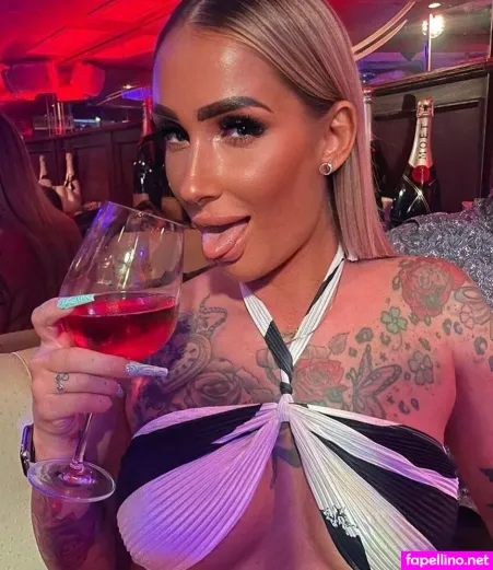Caroline Rebenstock OnlyFans Thumbnail #ig7C7wV4Et