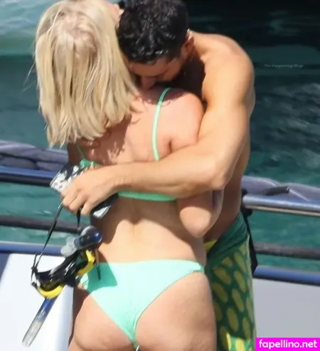 Caroline Stanbury OnlyFans Thumbnail #kZx0rhu7eK