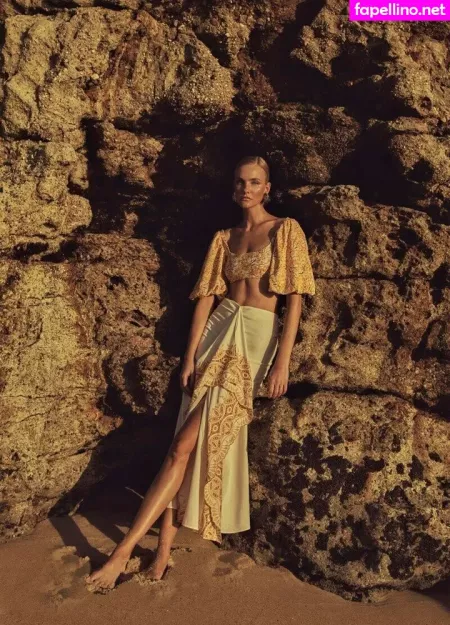 Caroline Trentini OnlyFans Thumbnail #4CSxd1xgGY