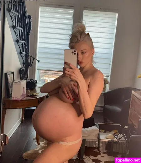 Caroline Vree OnlyFans Thumbnail #Gn8mzFR7Zn