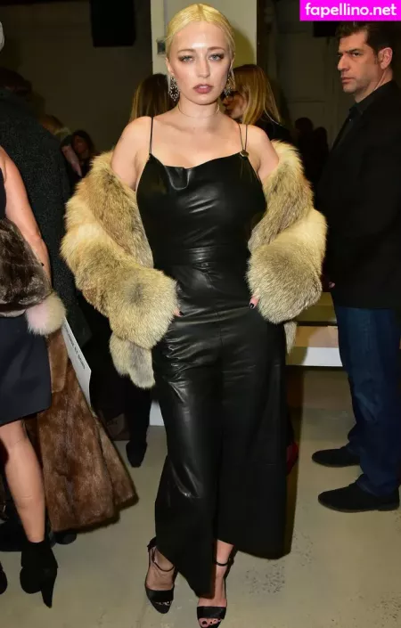 Caroline Vreeland OnlyFans Thumbnail #HDfaITrcuS