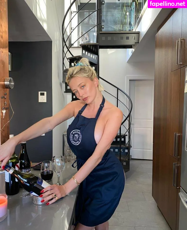 carolinevreeland, carovreeland Nude Leaked OnlyFans Photo #OahouoRpE5