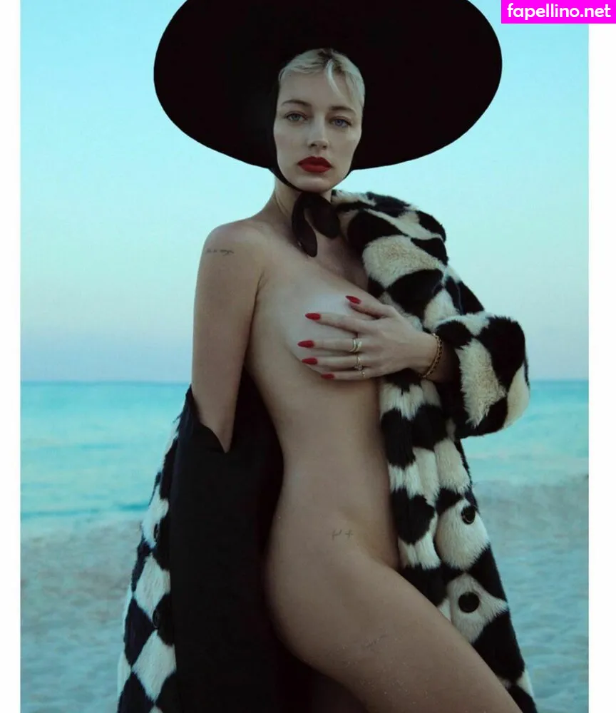 carolinevreeland, carovreeland Nude Leaked OnlyFans Photo #UT25jBdKQX